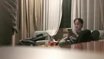 全程聊天，已婚少妇和老公吵架后出来偷情报复