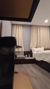 好久不见给大家更新一个超骚的姐姐特别会玩爽的飞起